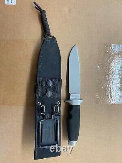 Vintage Gerber USA Lmf Tactical Military Survival Fighting Bowie Knife Stunner