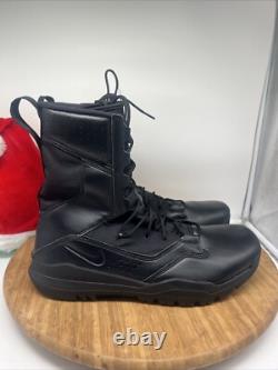 Bottes de combat militaires tactiques Nike SFB Field 2 8 pour hommes 14 en noir NEUVES