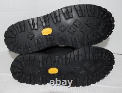 Bottes de travail militaires en cuir noir isolées à lacets de l'armée américaine taille 9,5 R