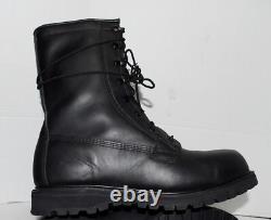 Bottes de travail militaires en cuir noir isolées à lacets de l'armée américaine taille 9,5 R