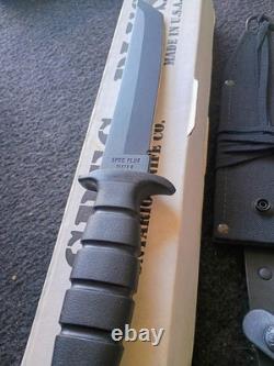 Couteau tactique de combat militaire Ontario OKC SP13 Tanto 8 Spec Plus fabriqué aux États-Unis Couteau tactique de combat militaire Ontario OKC SP13 Tanto 8 Spec Plus fabriqué aux États-Unis