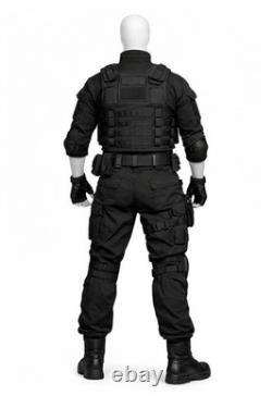 Ensemble de uniforme tactique de combat noir pour hommes avec gilet de forces spéciales militaires et ceinture.